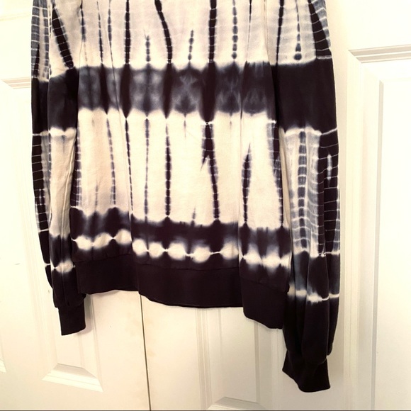 Who What Wear Puff Crewneck Tie-Dye Sweatshirt - Picture 9 of 11